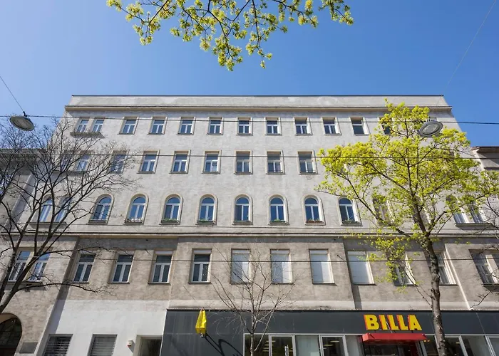 Апартаменти Hideaway Brigittenau